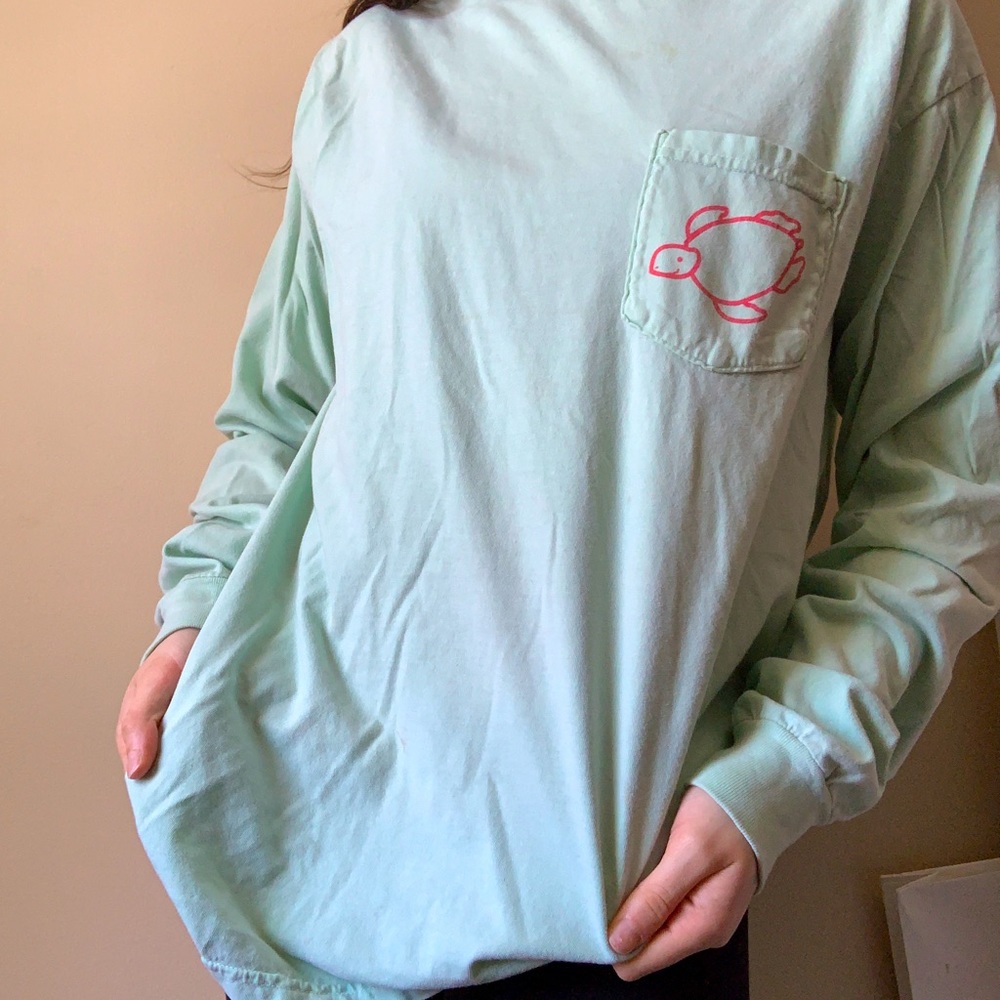 Shelly Cove Long Sleeve Tee